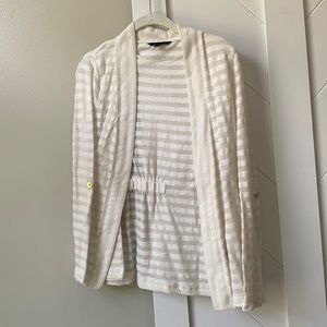 3/20$ Tommy Hilfiger open cardigan